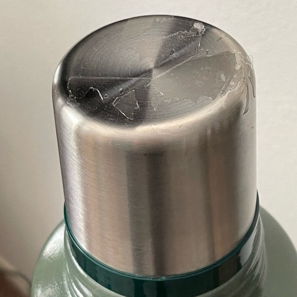 Stanley Double XL 2 qt Vacuum Travel Camping Bottle Thermos with  handle Green - Picture 3 of 8